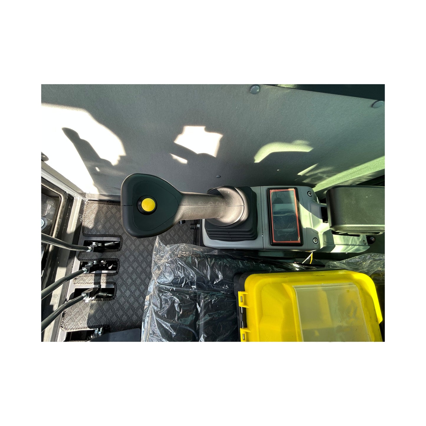 2 Ton Hydraulic Excavator Crawler Digger Gasoline Engine Excavator With Cab | MY50R