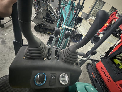 1 Ton Mini Excavator with Hydraulic Thumb Gasoline RATO Engine | KH16R