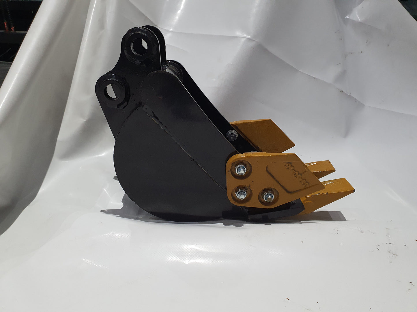 10" Bucket with teeth Digger Attachmentfor Excavators  |AGT-12EX-WD10