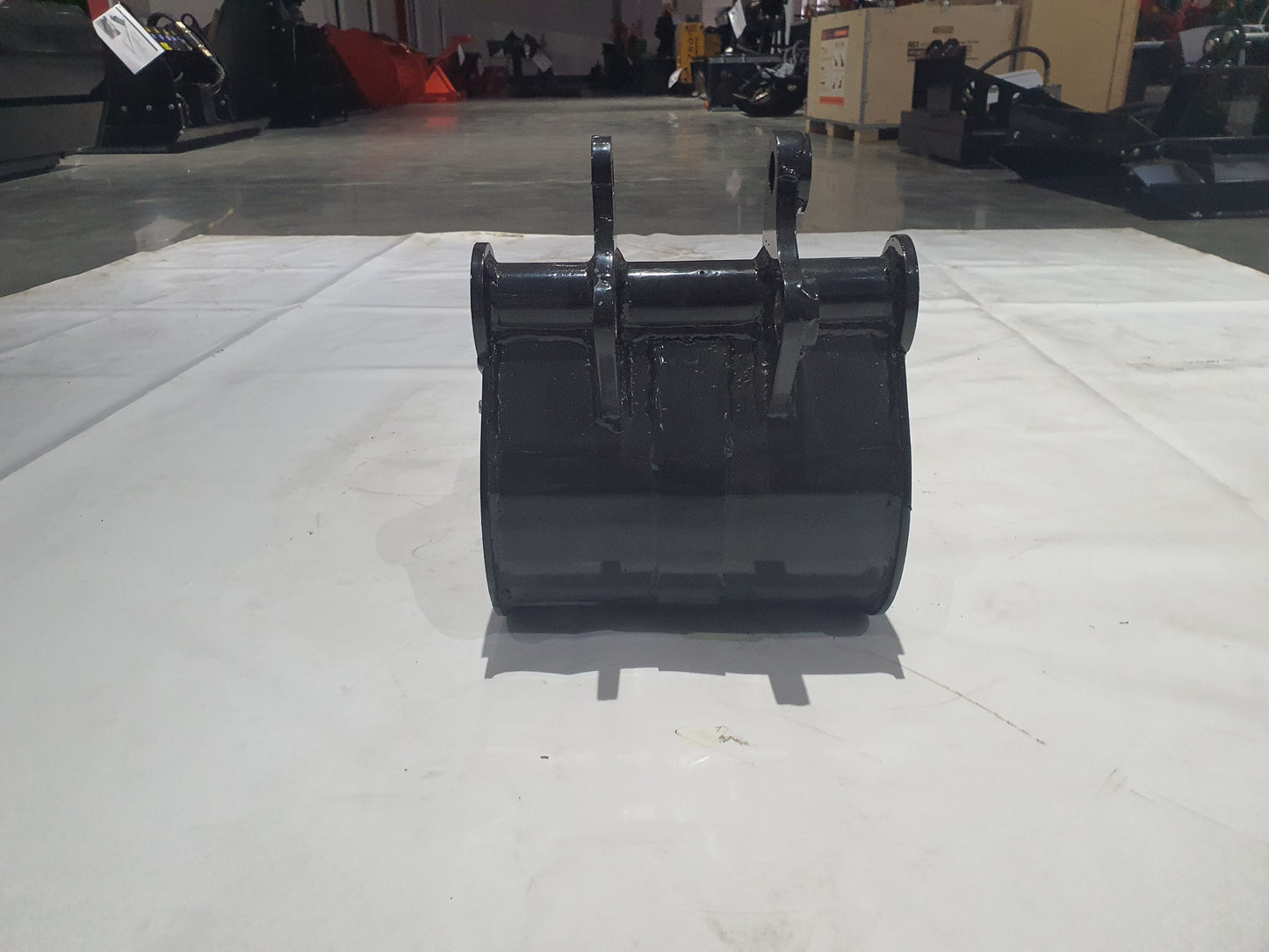 16" Bucket With Teeth For AGT Mini Excavators | 12EX-WD16