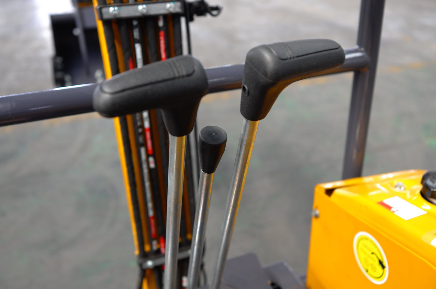 1.2TonMini Excavator Digger 23HP Gasoline Engine with Hydraulic Thumb | MX20R