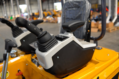 1.2TonMini Excavator Digger 23HP Gasoline Engine with Hydraulic Thumb | MX20R