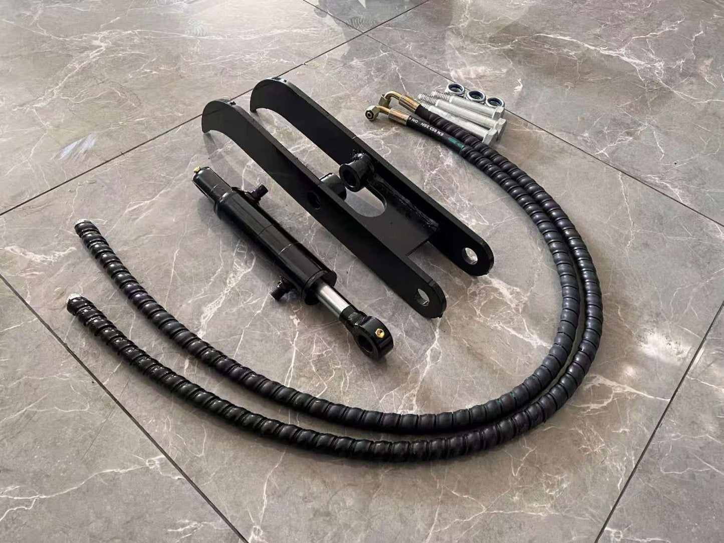 Hydraulic Thumb for 1 Ton MiniExcavator | 12EX-HYMZJIII