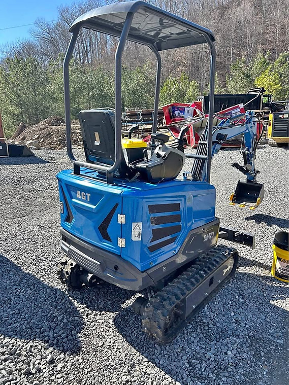 1.3Ton 13.7HP Mini Excavator Digger Diesel Kubota EPA Engine Crawler | DM20