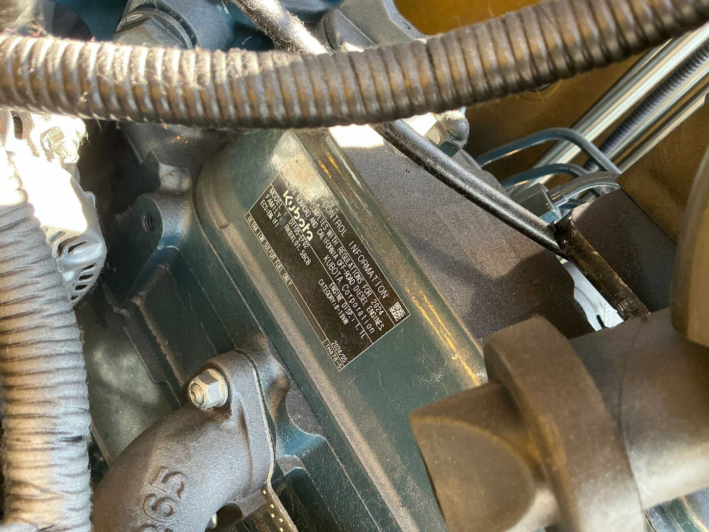 Mini Skid Steer Loader Crawler Diesel Kubota Engine | KKT27