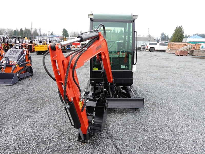 2.5 Ton Mini Excavator Rato Engine 21kW Gasoline Excavator Mini Digger With Hydraulic Thumb Digger | QNT50R