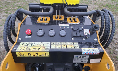 1 Ton Mini Crawler Skid Steer Compact Track Loader 23hp Gas RATO EPA Engine | CRT23