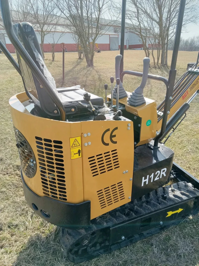 1 Ton Mini Excavator with Rato 13.5HP Engine w/ Hydraulic Thumb | AGT-H12R
