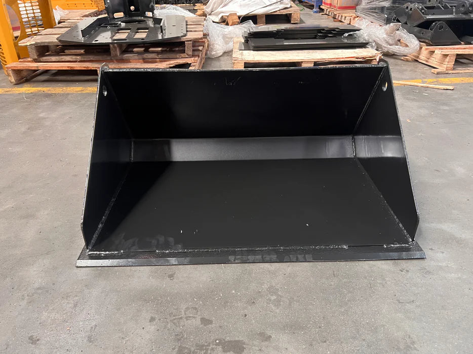 STANDARD DUTY SKID STEER BUCKET | AGT-M-BK45