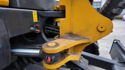 2.8 Ton Yanmar Diesel Engine Miniexcavator W/ Hydraulic Thumb | CFG-STE35SR