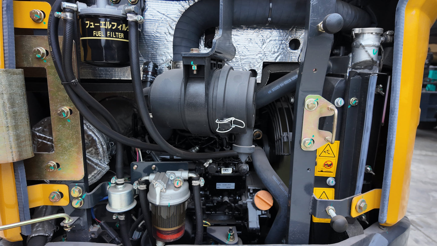 2.8 Ton Yanmar Diesel Engine Miniexcavator W/ Hydraulic Thumb | CFG-STE35SR