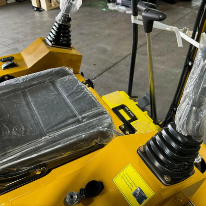 AGT 1 Ton 13.5HP RATO Engine Mini Excavator w/ Pilot Control | AGT-H15R