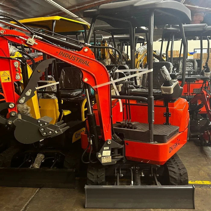 1.4 Ton, Kubota Engine Mini Excavator w/ Side Swing Boom, & Hydraulic Thumb | AGT-QK18K-C / KH18K-C