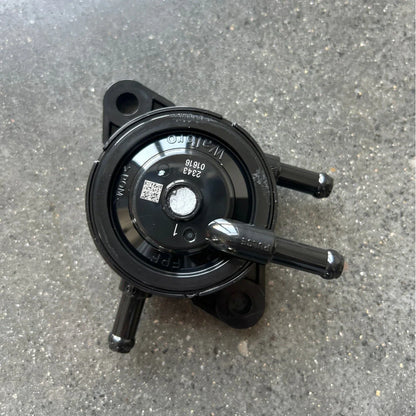 Rato R999D Fuel Pump | 16300-Z1X0110-00A0